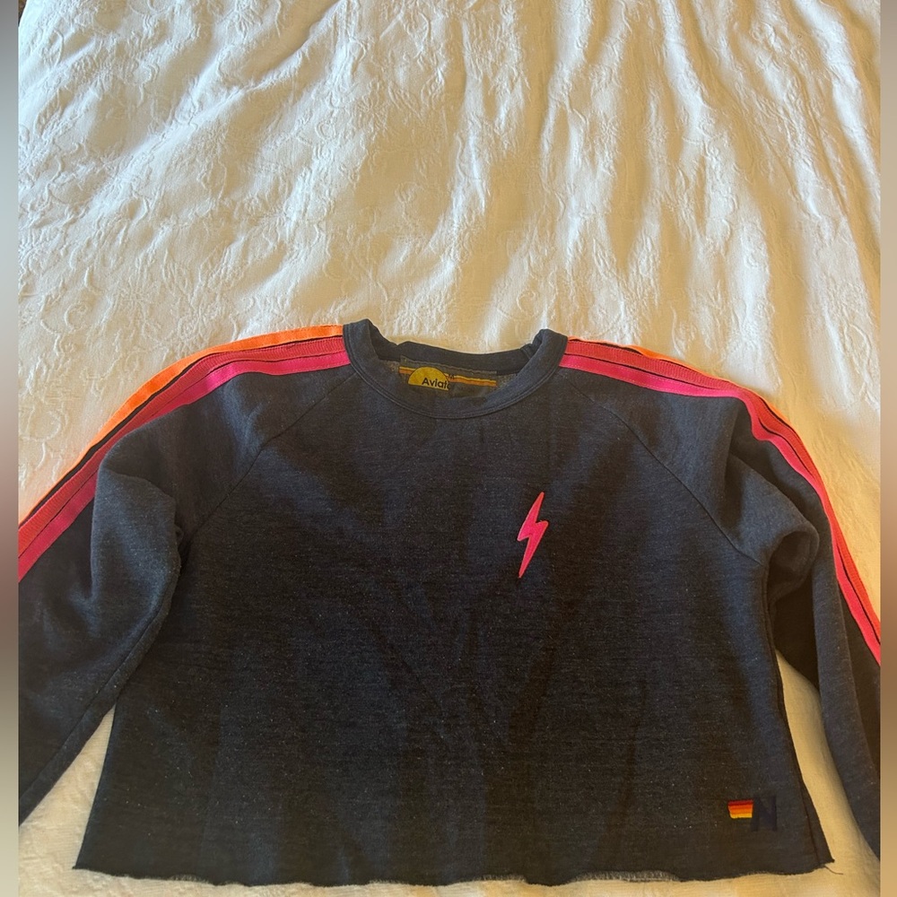Aviator Nation cropped sweatshirt. size medium.